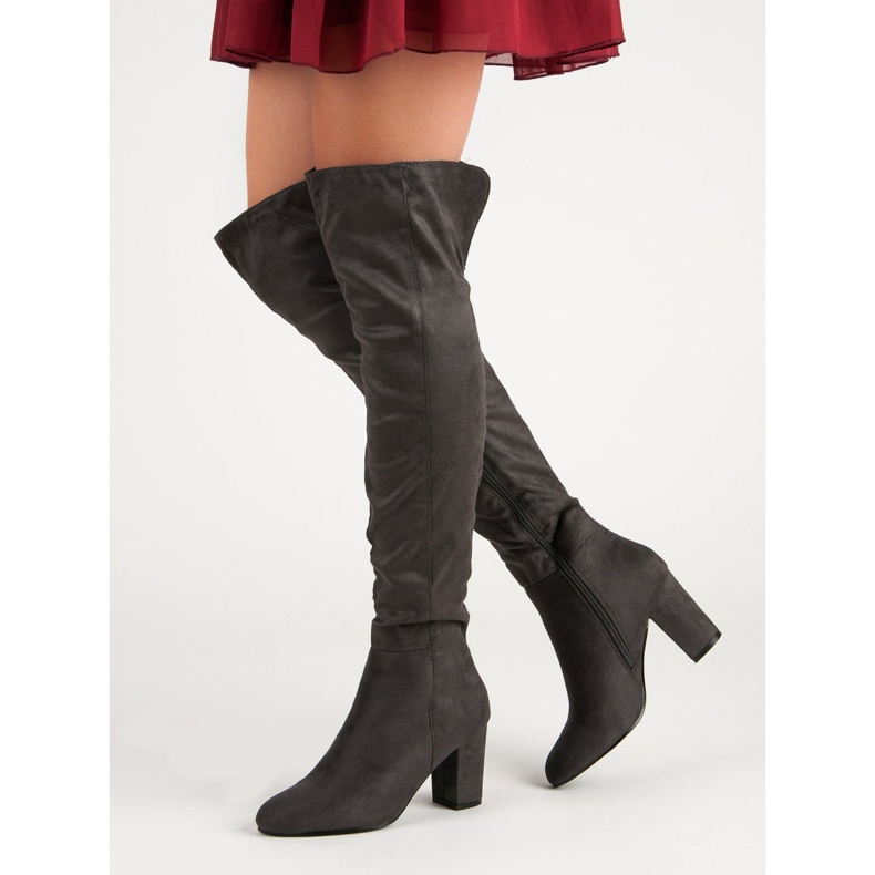 Kayla Šedí mušketýři šedá 2