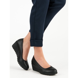 J. Star Klínová čerpadla černá 1