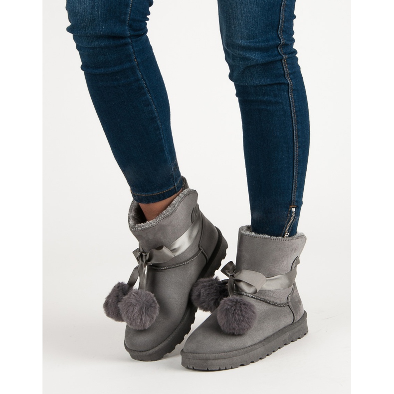 Šedý Mukluki S Pompony šedá 2
