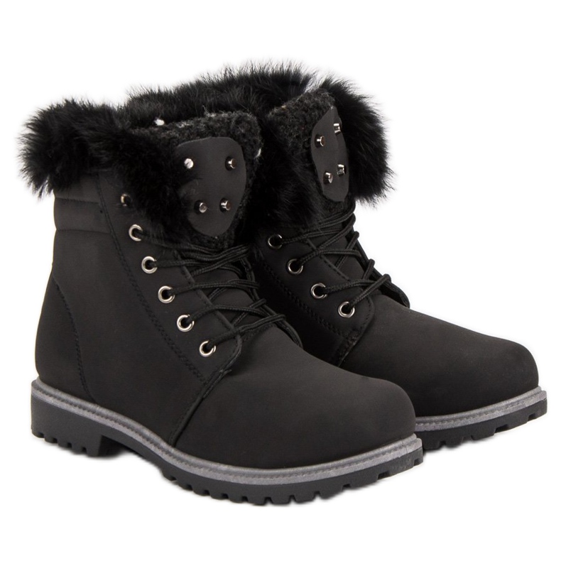 Queentina Černí lovci s kožešinou černý 1