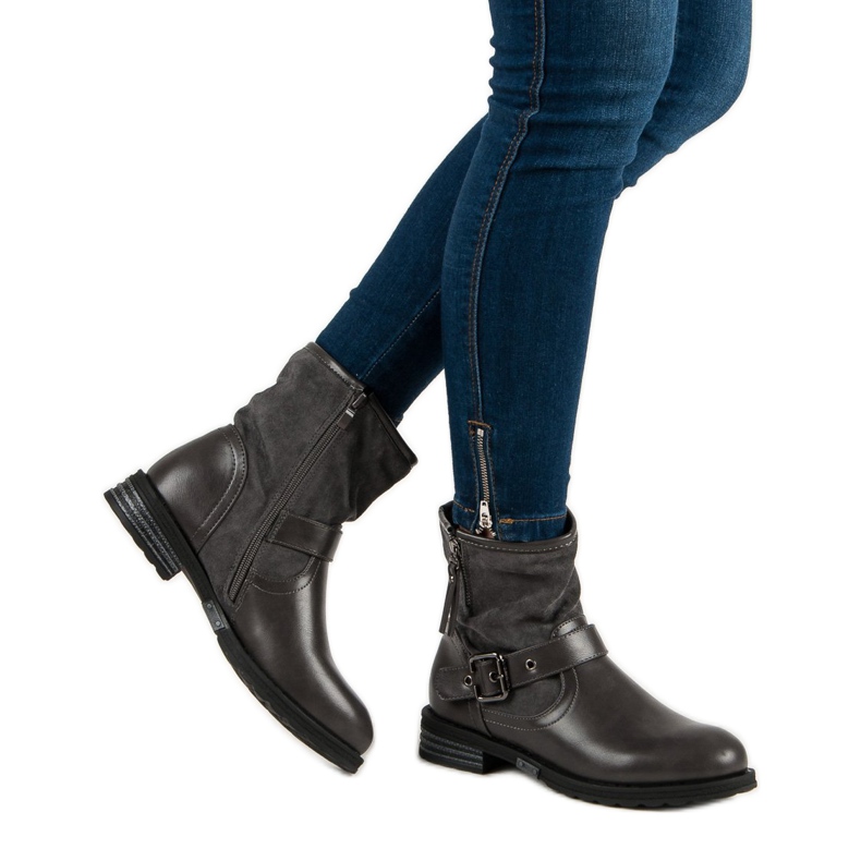 SDS Šedí dělníci šedá 2