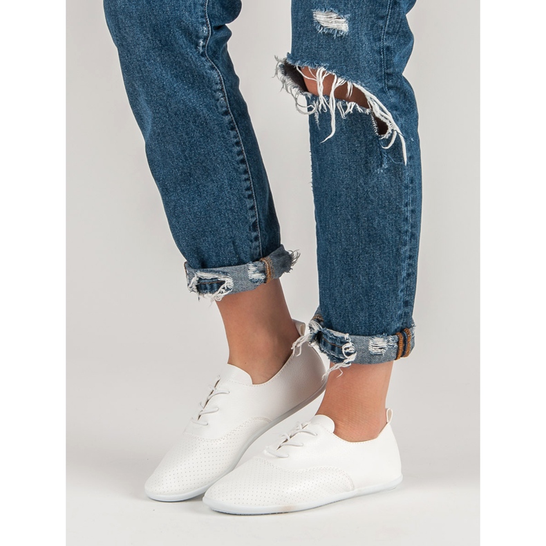 Bílé svázané tenisky bílý 2