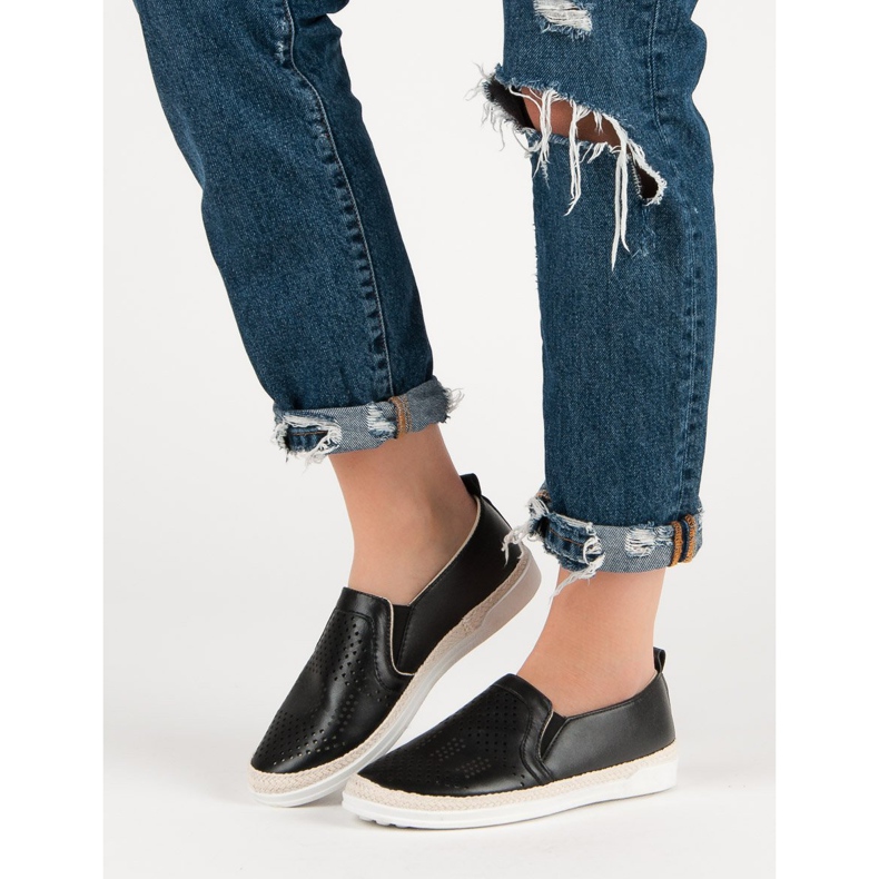 Prolamované nazouvací tenisky černá 2