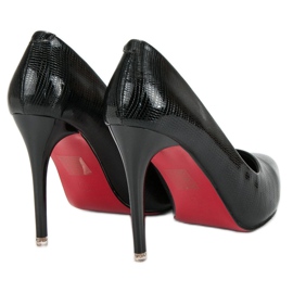 Lakované černé kolíky černý 1