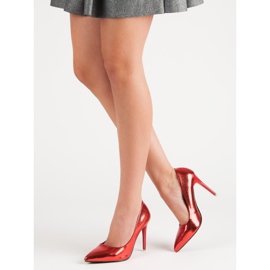 Lakované červené špendlíky červený 2