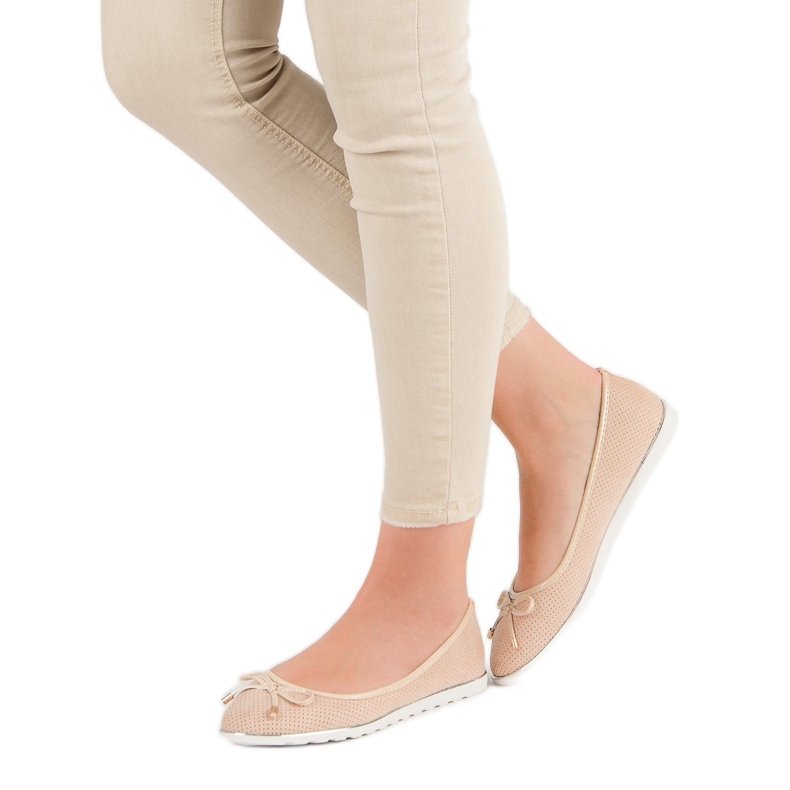 Small Swan Béžové balerínky béžový 1 Small Swan Béžové balerínky béžový 1