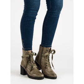 Queentina Teplé boty na platformě zelená 1