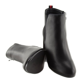 Černé kozačky na vysokém podpatku A5580 Black černý 2