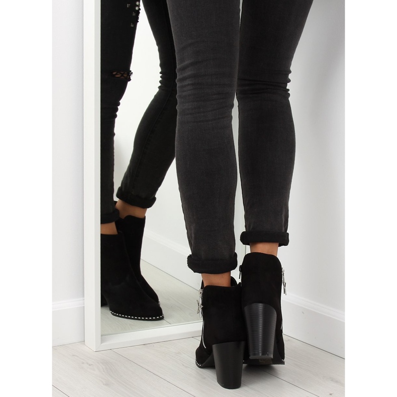 Boty na stabilním podpatku černé 8576-2 černé černá 2 Boty na stabilním podpatku černé 8576-2 černé černá 2