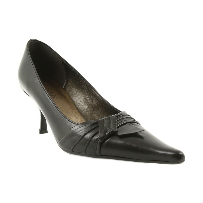 Kožené lodičky černá 1