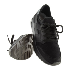 Černá sportovní obuv X-9733 Černá 1