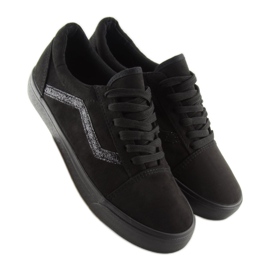 Černé tenisky Vans B318-10 All Black černý 2