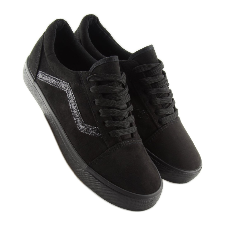 Černé tenisky Vans B318-10 All Black černá 2