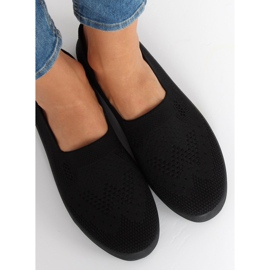 Černé prolamované tenisky JX63P Black černá 1