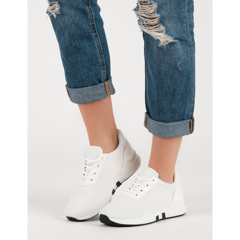 Módní sportovní obuv bílý 1