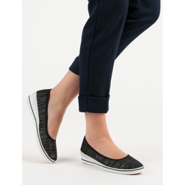 Comer Černá Baletka Na Klínu černý 2