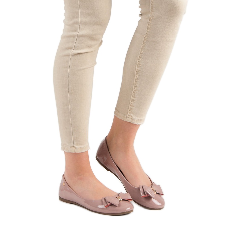 Lakované balerínky s mašlí VINCEZA růžový 2