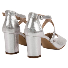 Stříbrné sandály na baru VINCEZA šedá 1