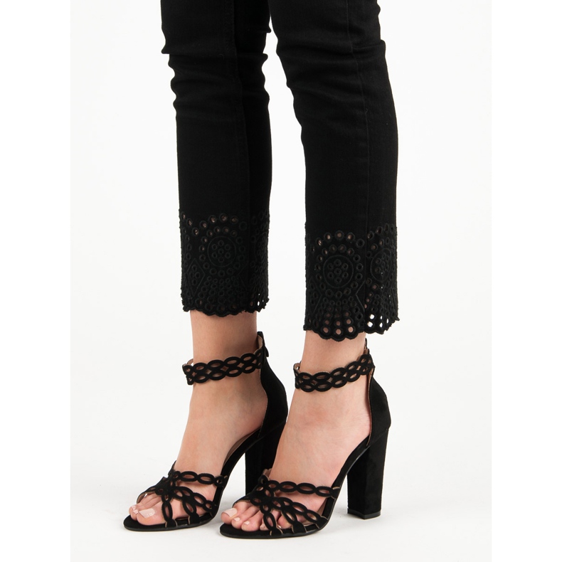 Laura Mode Černé Sandály Na Tyči černá 1 Laura Mode Černé Sandály Na Tyči černá 1