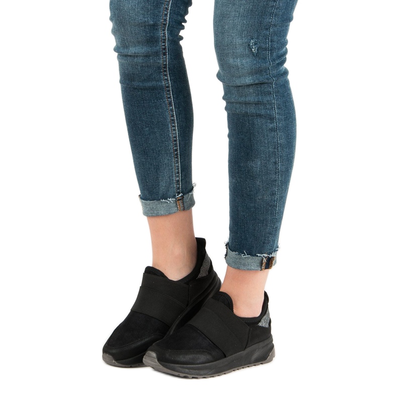 Ideal Shoes Pohodlné nazouvací tenisky černý 2