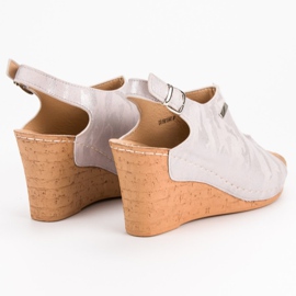 Filippo Sandály na klínku se vzorem růžový 1