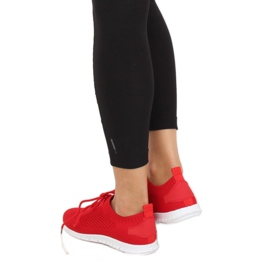 Červená sportovní ponožka K-379 Red červený 2