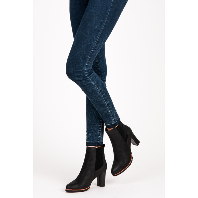 Vices Podzimní boty s gumičkou černá 1