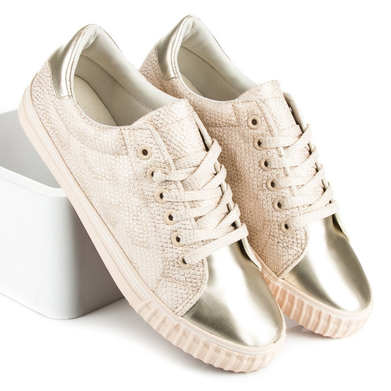 Tenisky s lesklou špičkou hnědý 2