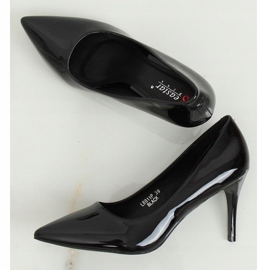 Černé dámské vysoké podpatky LE011P Black černá 2