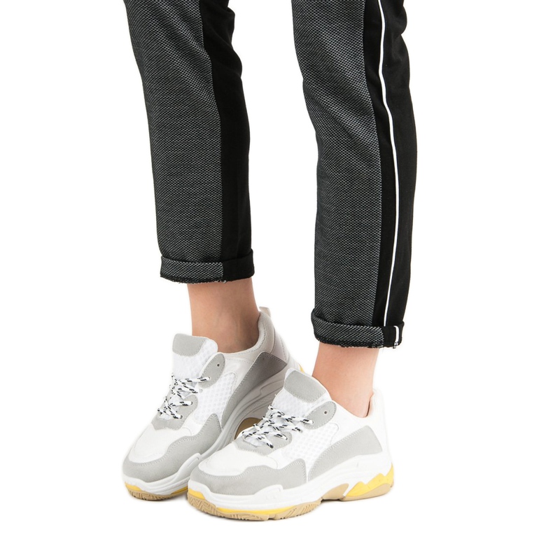 Small Swan Bílé tenisky na platformě bílý 1