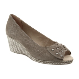 Dámské lodičky na klínku Caprice 29350 hnědý 1