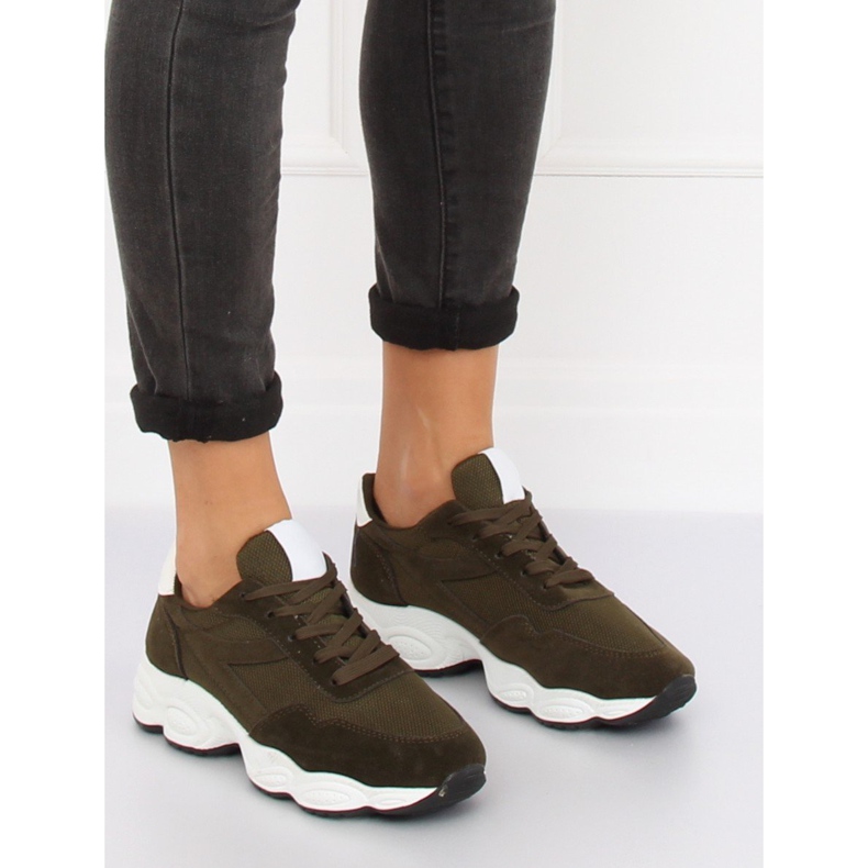 Zelená sportovní obuv E-102 Army Green 1