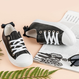 Černé nízké tenisky černý 1