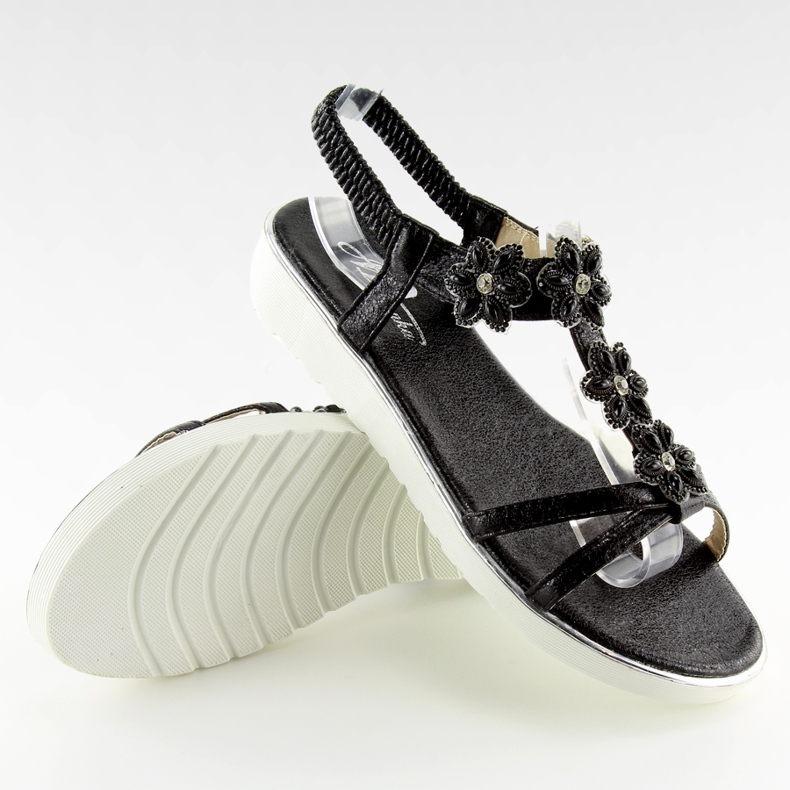 Pohodlné sandály s květinami černá 127-58 Černá II-GAT 2