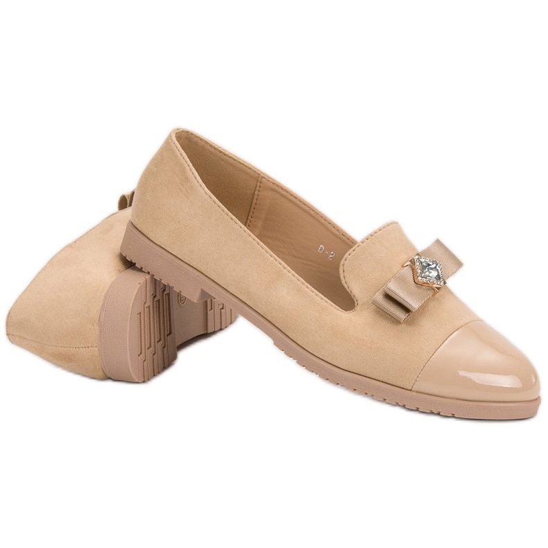 Páni s lakovaným nosem hnědý 2