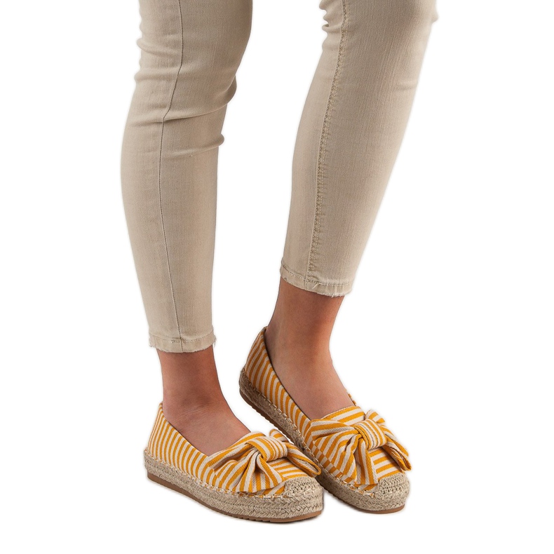 Pruhované espadrilky žluť 1