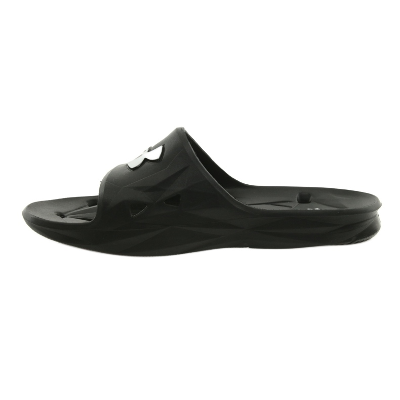 Under Armour Locker III SL M 1287325-001 černá šedá 2 Under Armour Locker III SL M 1287325-001 černá šedá 2