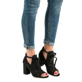 Vinceza Postavené Sandály Na Baru černý 1