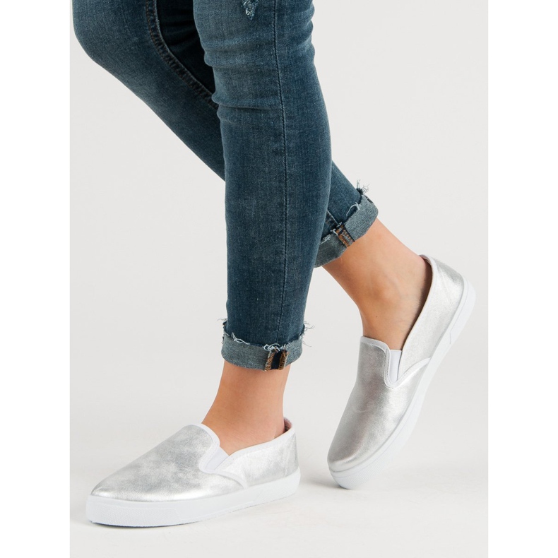 Stříbrné slipy šedá 1