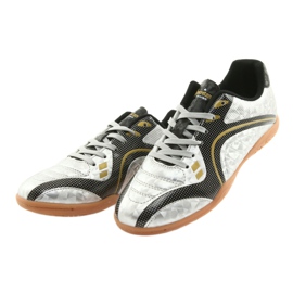 Sportovní hala American Club ve stříbrné barvě stříbrný stříbrný 3