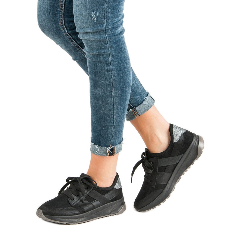 Ideal Shoes Nazouvací sportovní obuv černá 2