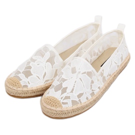 Bílé prolamované espadrilky 68-130 White bílý 2