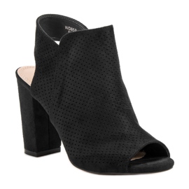 Seastar Černé uzavřené sandály černá 1