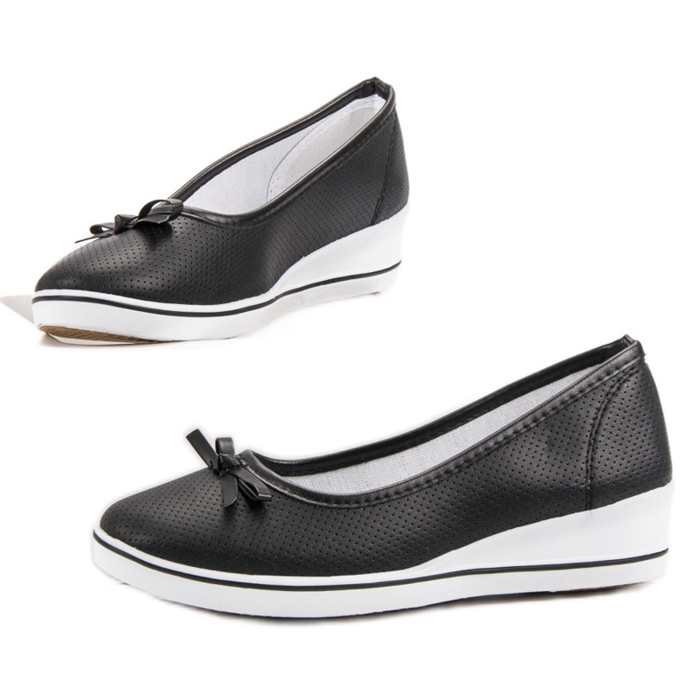 Sportovní baletka na klínu černá 1