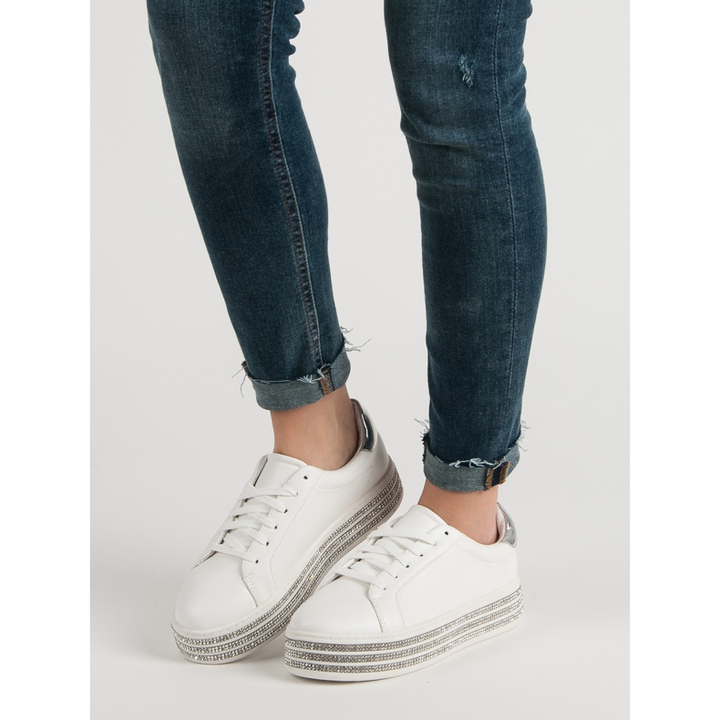 Sportovní obuv s krystaly bílý 1