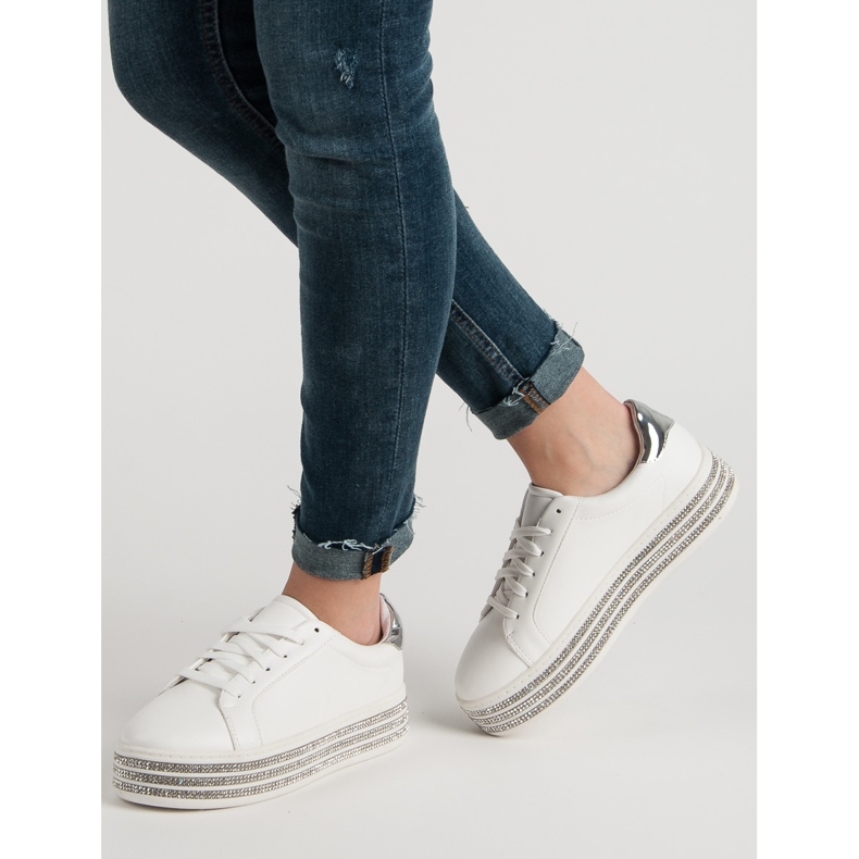 Sportovní obuv s krystaly bílý 2