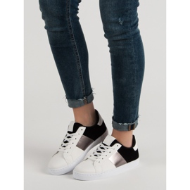 Pohodlná sportovní obuv bílý černá 1