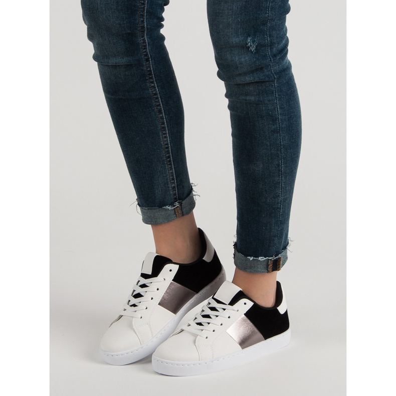 Pohodlná sportovní obuv bílý černá 1