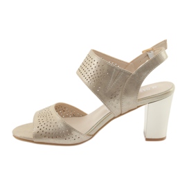 M.Daszyński Sandály s koženou stélkou Daszyński žluť 2