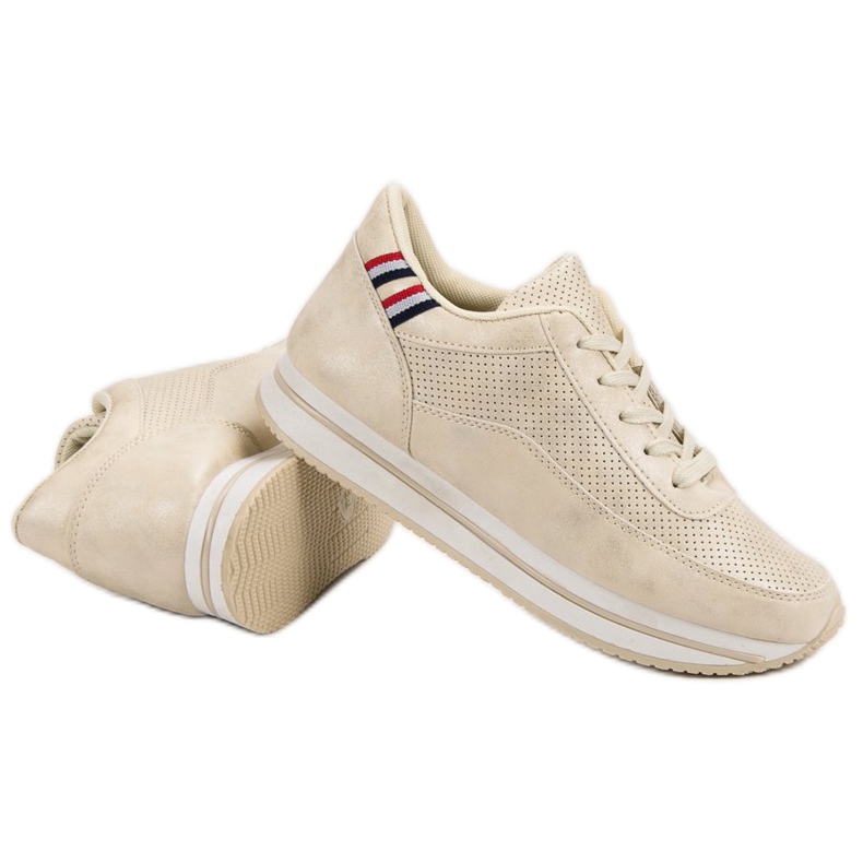 Pohodlná sportovní obuv hnědý 2 Pohodlná sportovní obuv hnědý 2